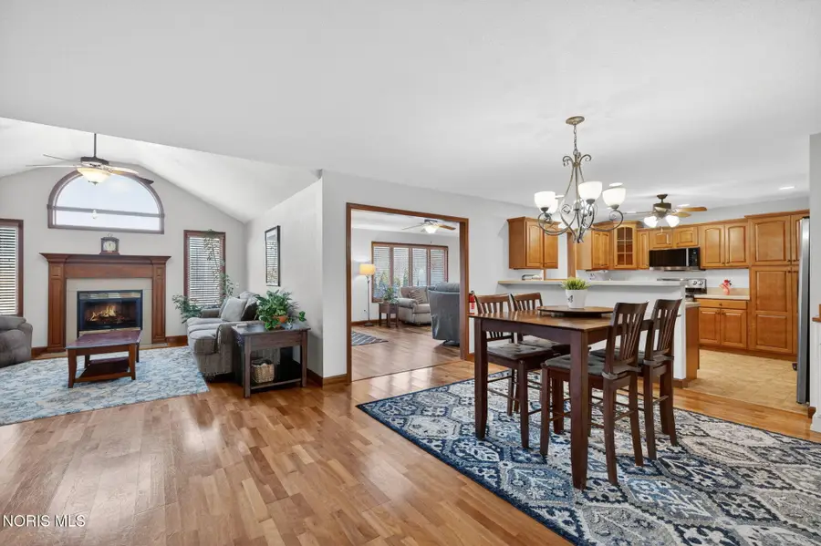 838 Dolly Drive, Bowling Green, OH 43402 - #2