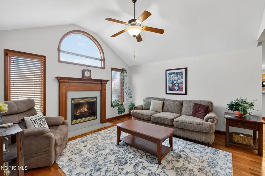 838 Dolly Drive, Bowling Green, OH 43402 - #3