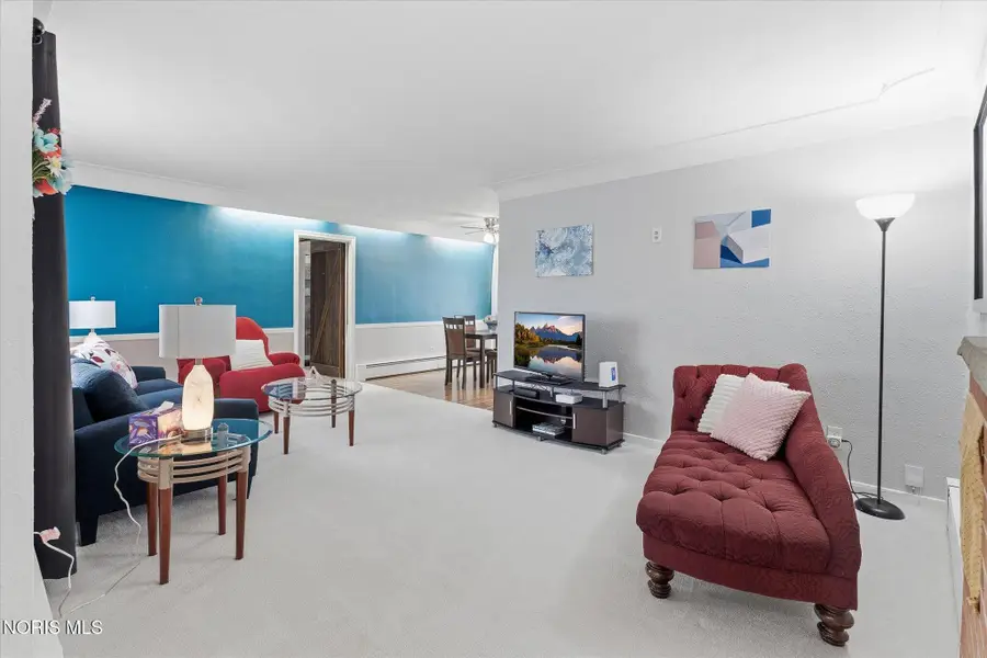 5163 Fairgreen Drive, Toledo, OH 43613 - #3