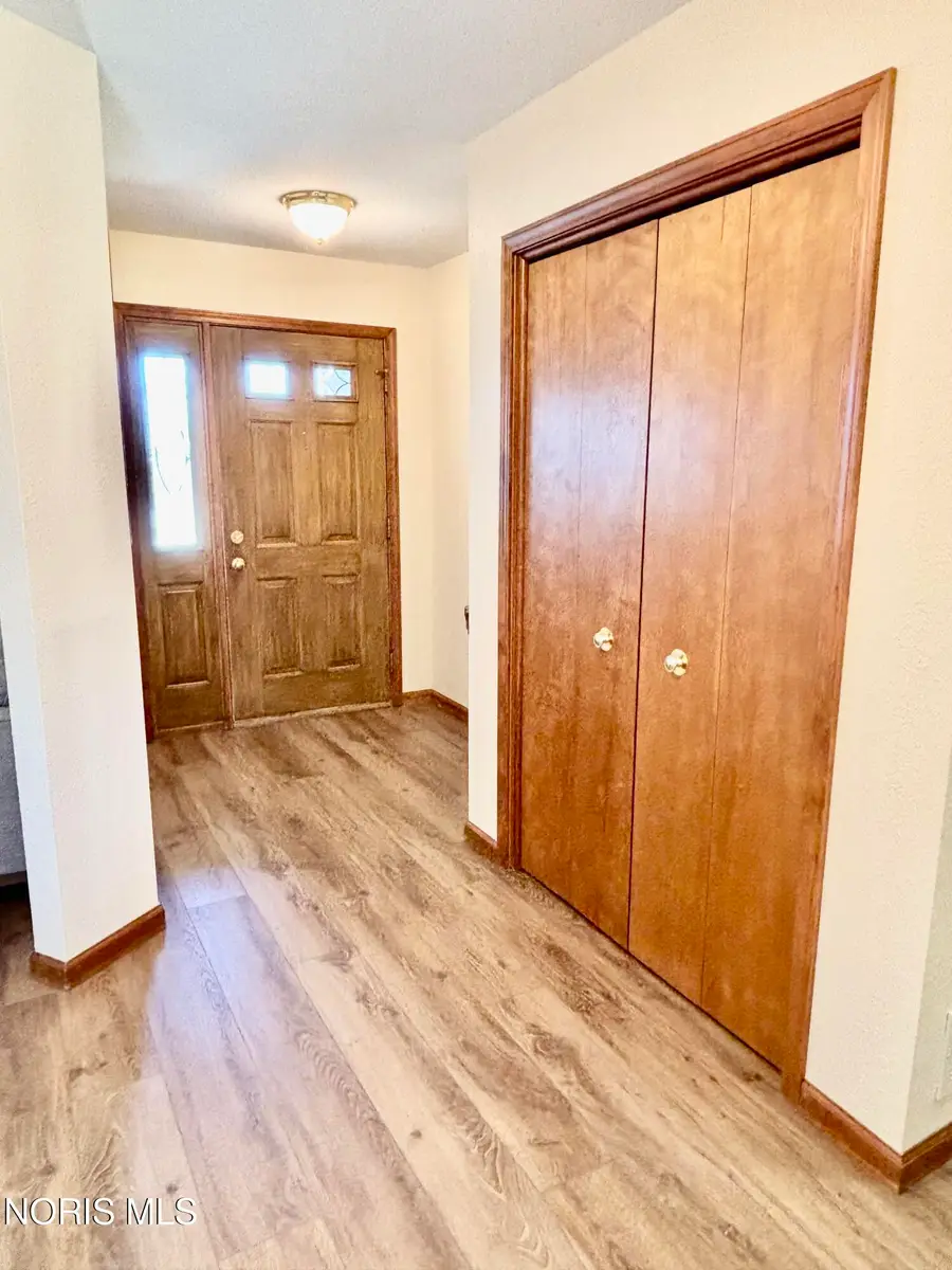 120 Luella Avenue, Oregon, OH 43616 - #3