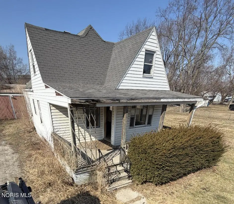 2045 La France Street, Oregon, OH 43616 - #1