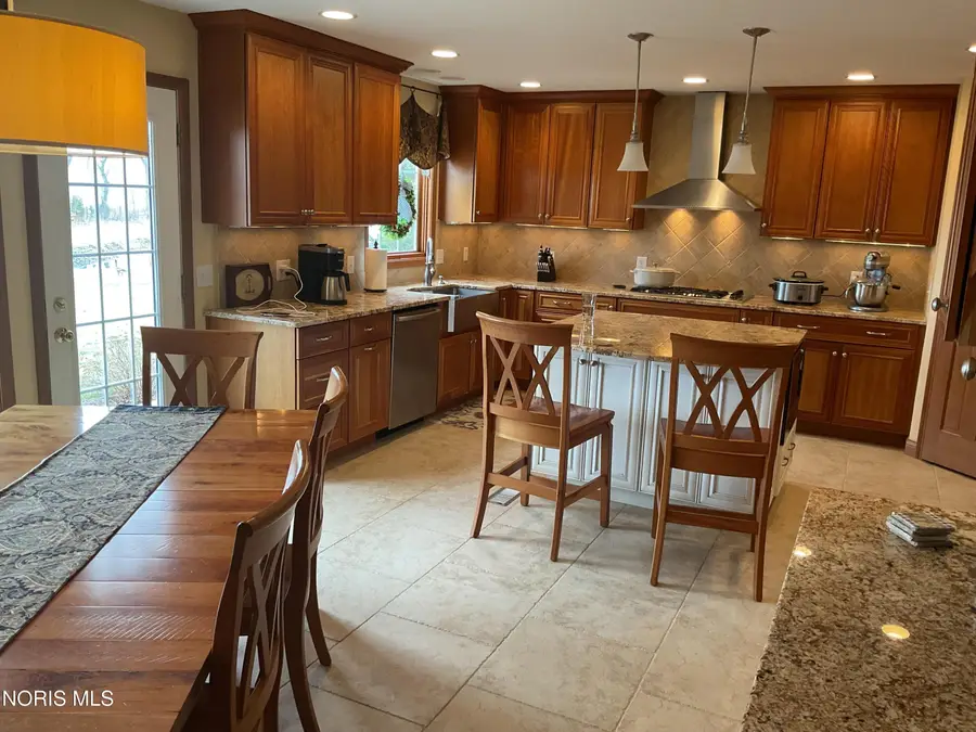 8464 Indian Lake Drive, Findlay, OH 45840 - #3