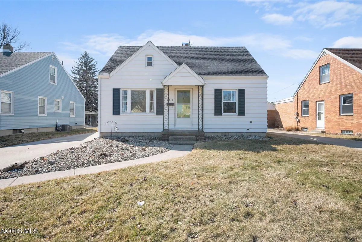 2544 Cawdor Road, Oregon, OH 43616 - #1