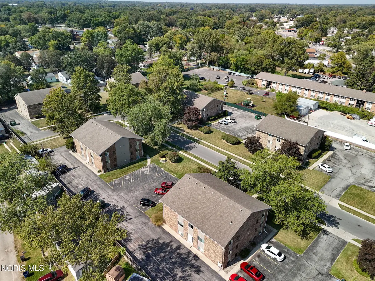 2820 Eldora Drive, Toledo, OH 43613 - #1