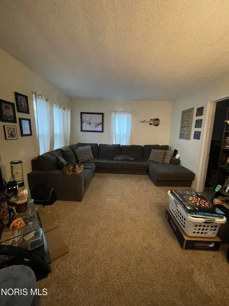 330 N Emmett Street, Bryan, OH 43506 - #2