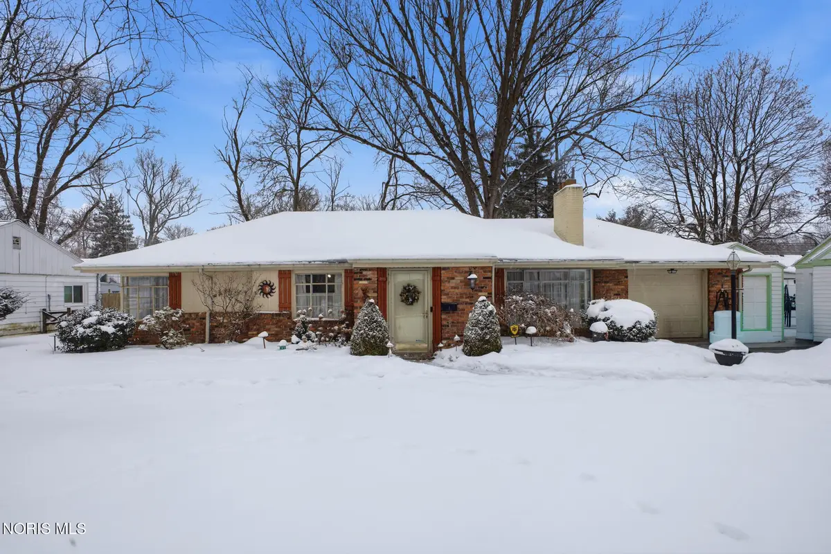 1933 Grecourt Drive, Toledo, OH 43615 - #1