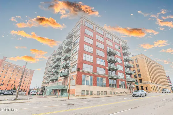 745 Washington Street, Toledo, OH 43604