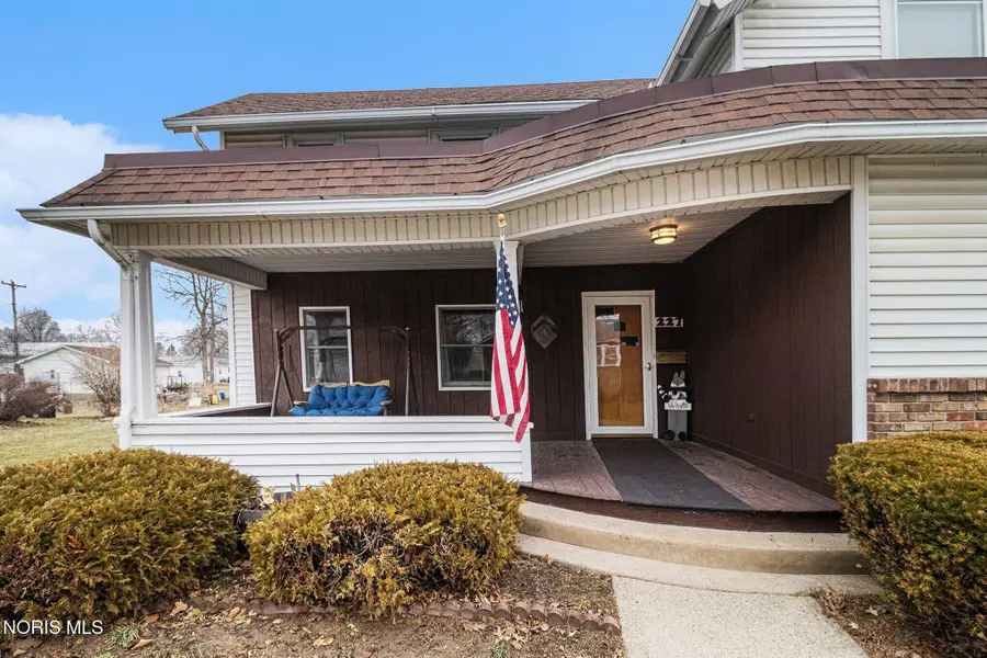 227 E Lynn Street, Edgerton, OH 43517 - #3