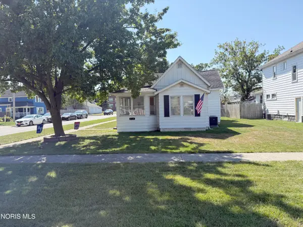 114 E Perry Street, Walbridge, OH 43465