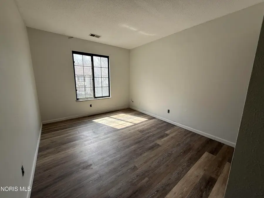 4519 W Bancroft Street #39, Toledo, OH 43615 - #2