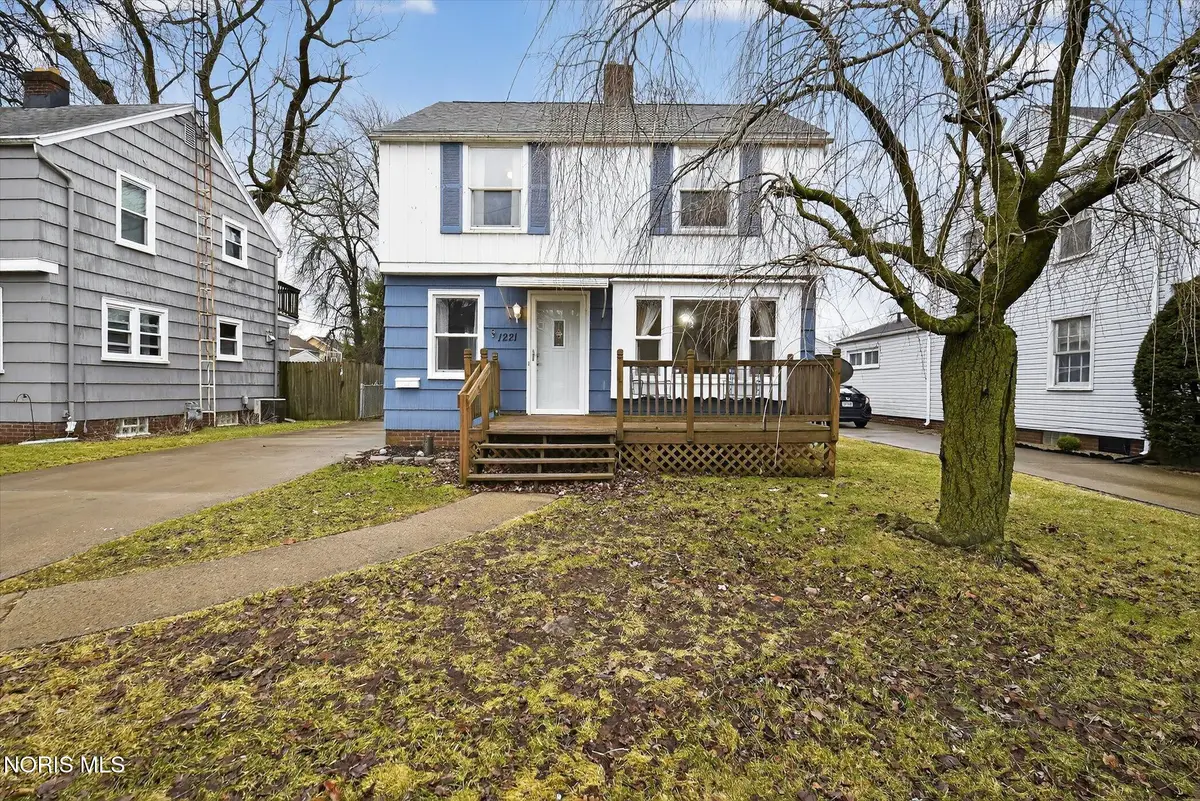 1221 Eleanor Avenue, Toledo, OH 43612 - #1