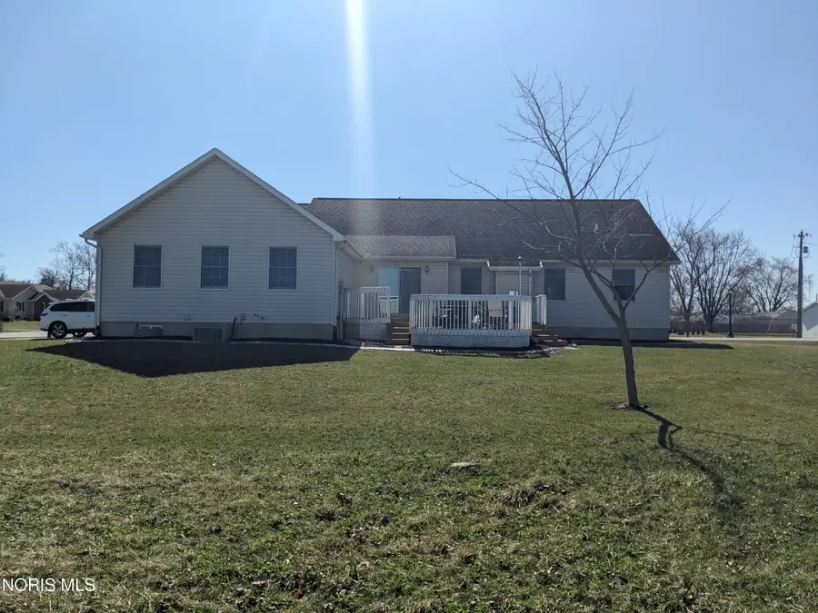 101 Sunrise Drive, Waynesfield, OH 45896 - #2