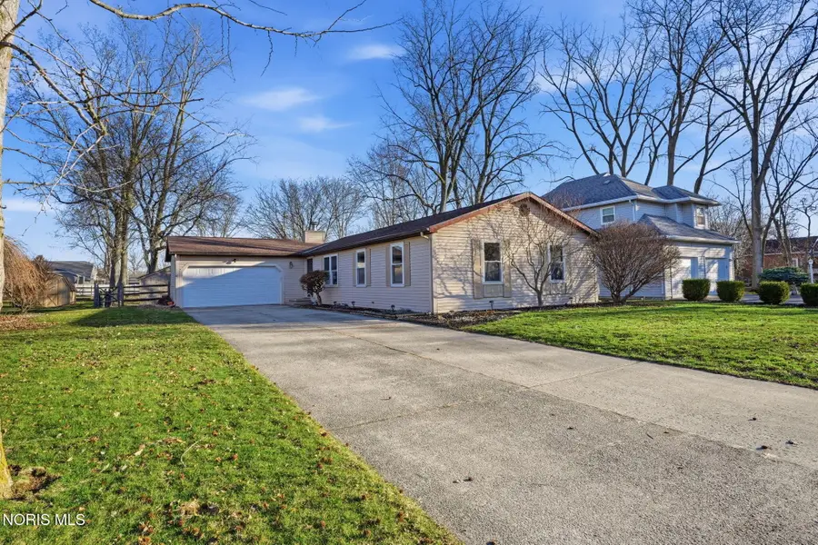 1108 Glen Meadow Drive, Findlay, OH 45840 - #2