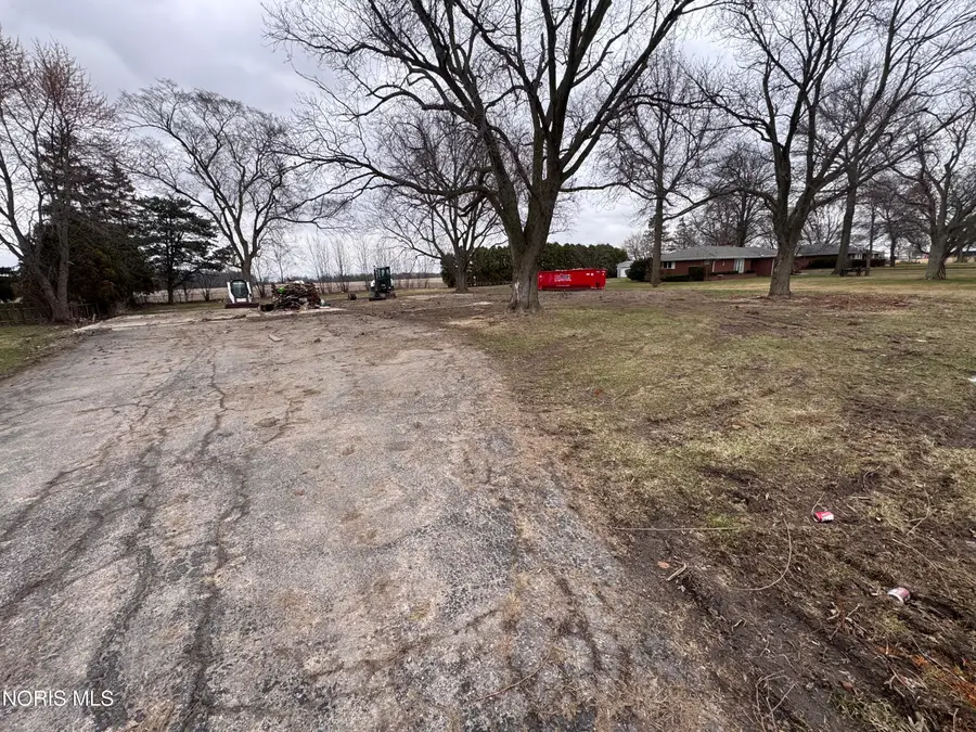 19330 N Dixie Highway, Bowling Green, OH 43402 - #3