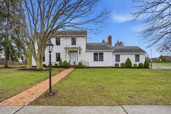 701 Red Fox Road, Findlay, OH 45840