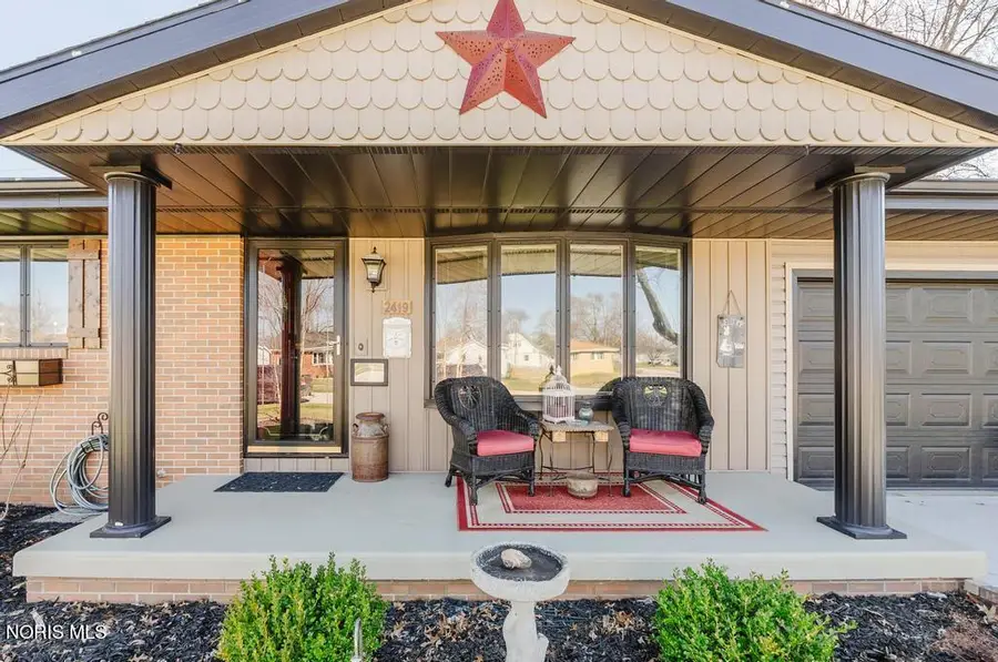 2419 Hollybrook Drive, Findlay, OH 45840 - #2