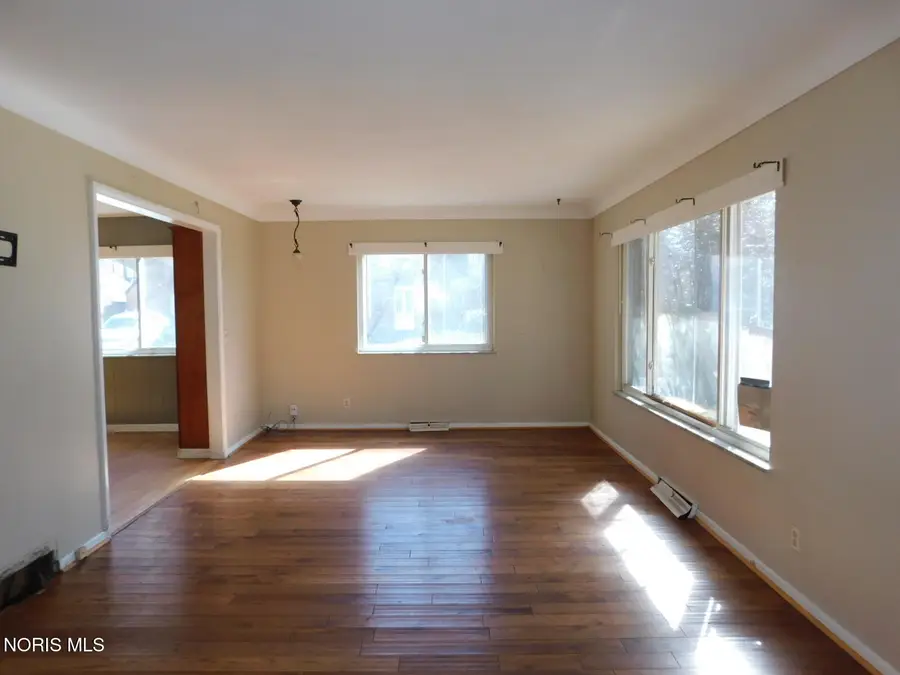 2702 Goddard Road, Toledo, OH 43606 - #3