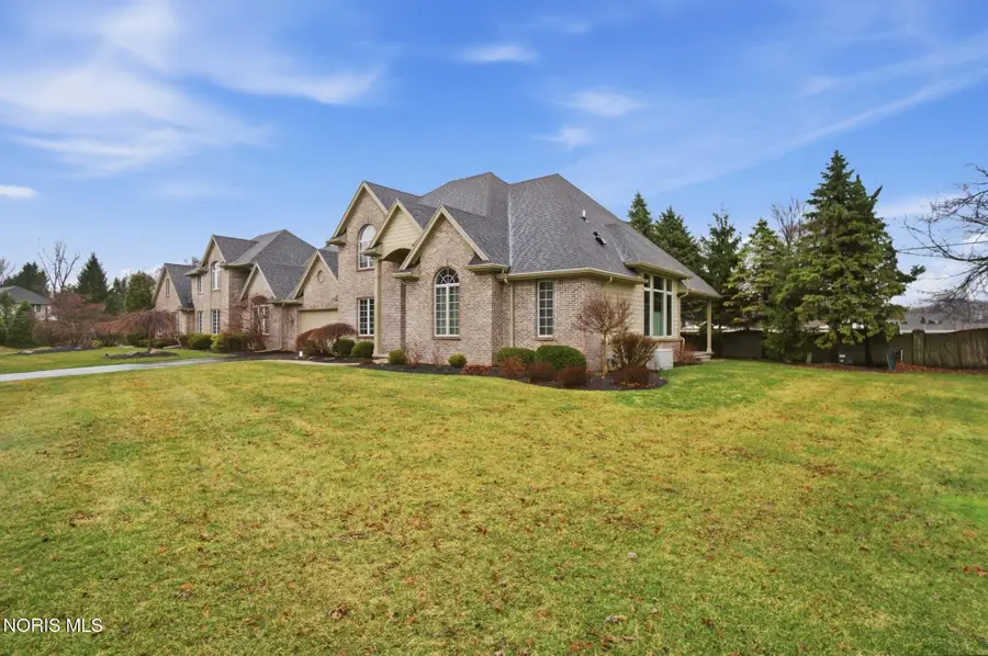 139 Pine Valley Road, Holland, OH 43528 - #2