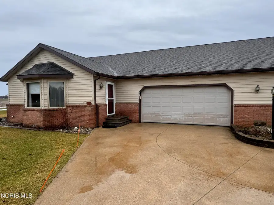 226 Greenfield Drive, Bryan, OH 43506 - #2