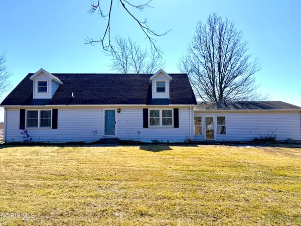 13822 W Portage River South Road, Oak Harbor, OH 43449