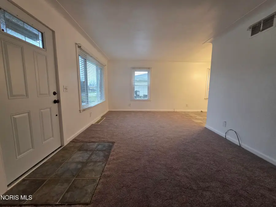 5742 Vail Avenue, Toledo, OH 43623 - #3