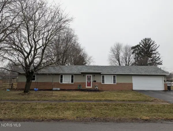 100 Warrington Avenue, Findlay, OH 45840