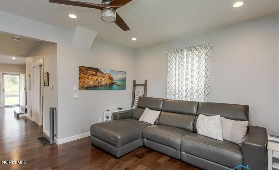 24269 W Second, Grand Rapids, OH 43522 - #3