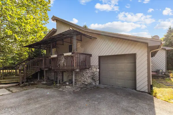 5160 Black Road, Monclova, OH 43542