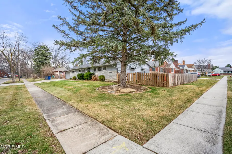 3047 March Drive, Toledo, OH 43614 - #2