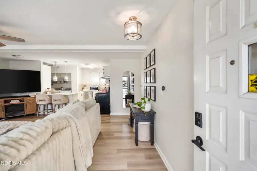 3047 March Drive, Toledo, OH 43614 - #3