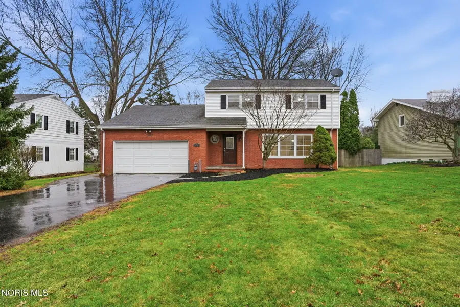 207 E Yates Avenue, Findlay, OH 45840 - #3