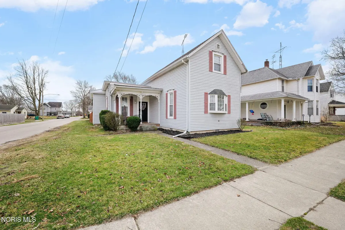 131 E South Street, McComb, OH 45858 - #1