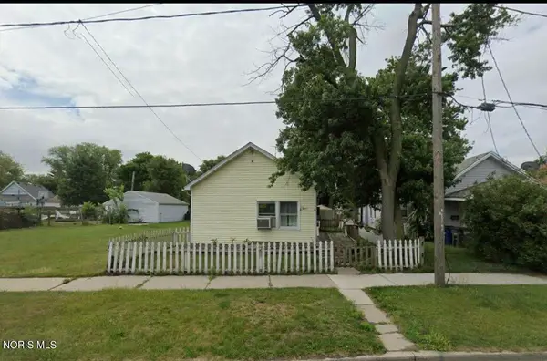 1601 Airline Avenue, Toledo, OH 43609