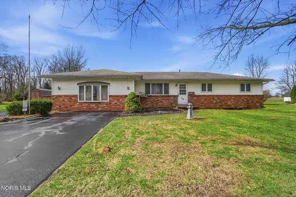 810 S Wintergarden Road, Bowling Green, OH 43402