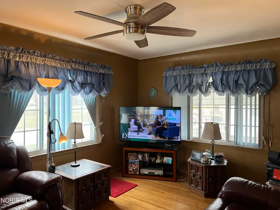 3018 Cragmoor Avenue, Toledo, OH 43614 - #3