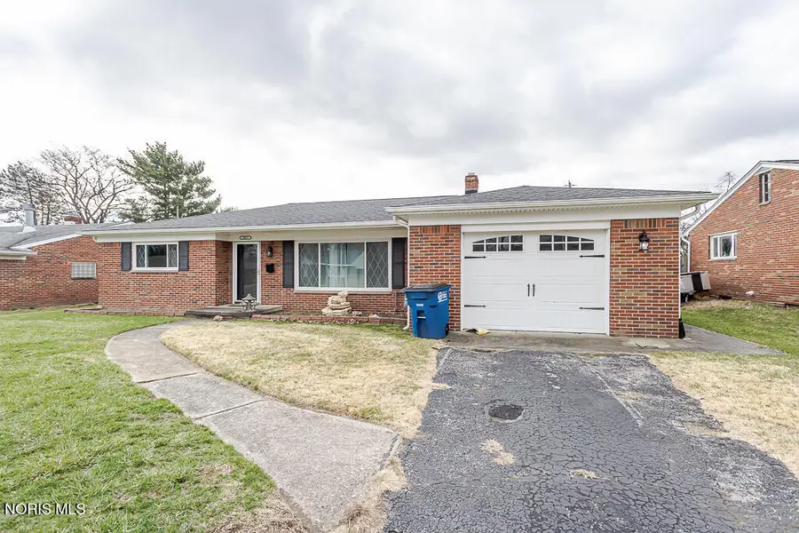 3021 Pinehurst Road, Toledo, OH 43613 - #3