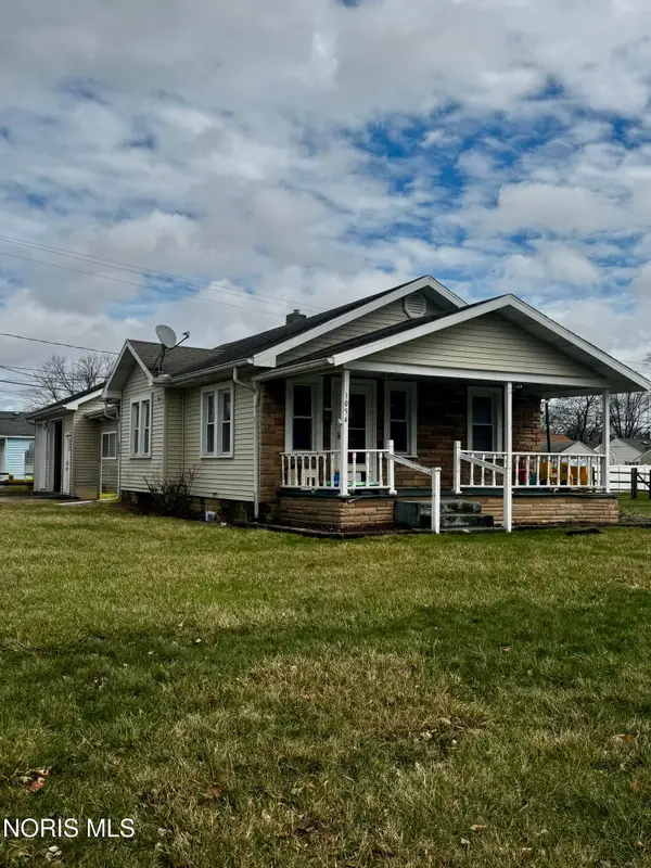 1054 Scott Street, Maumee, OH 43537