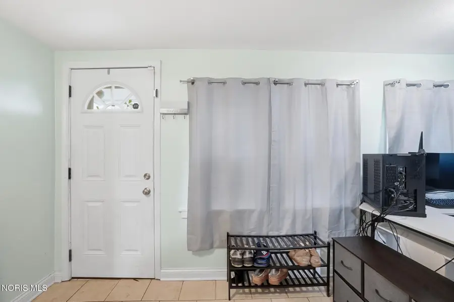 5247 Jackman Road, Toledo, OH 43613 - #3