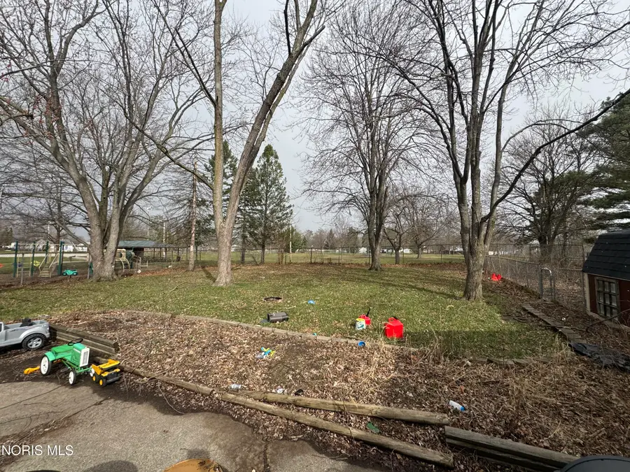 323 E South Street, Bryan, OH 43506 - #2