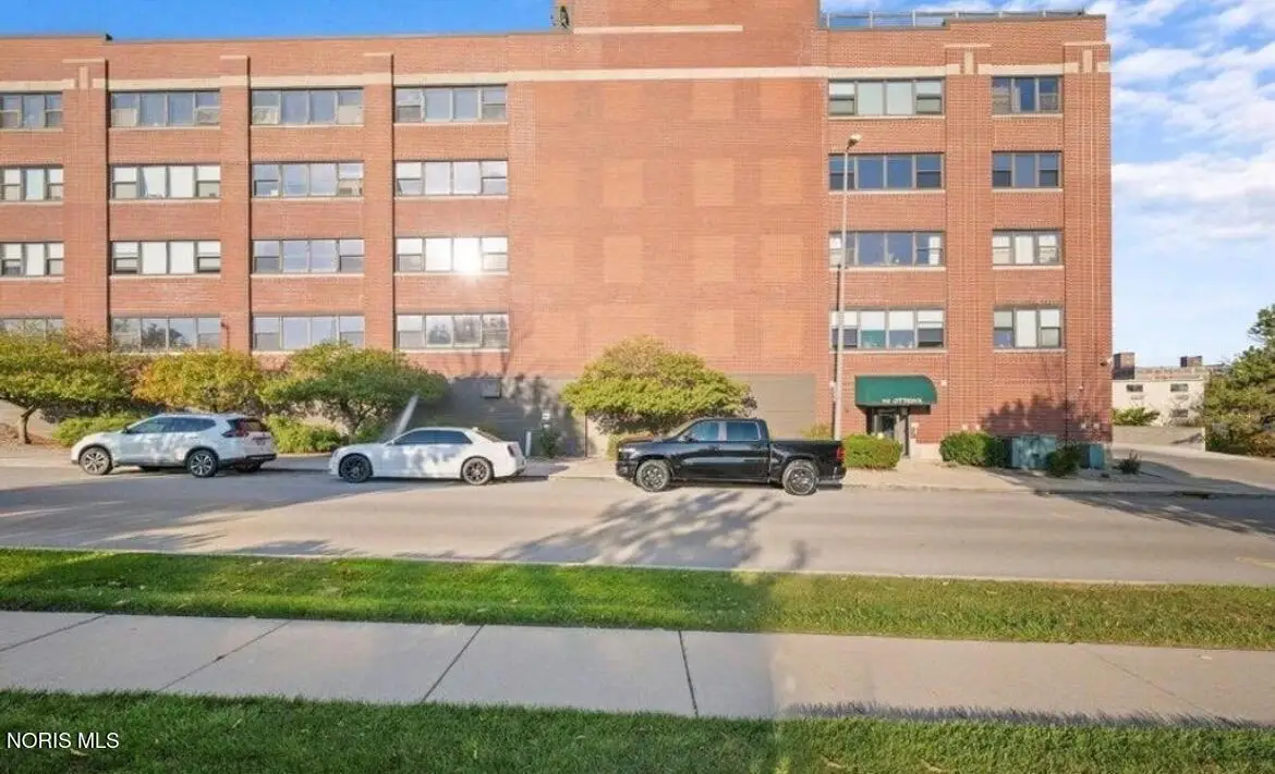 110 Ottawa Street, Toledo, OH 43604 - #1