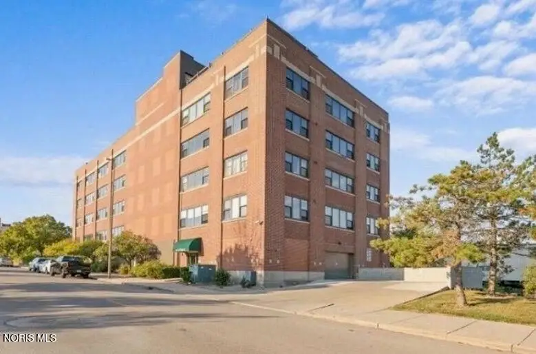 110 Ottawa Street, Toledo, OH 43604 - #3