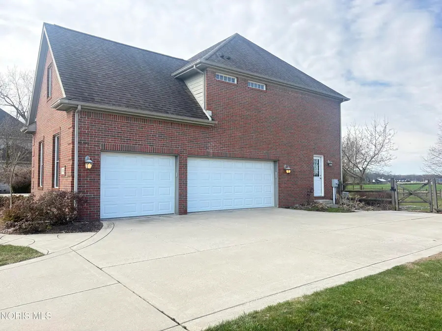3100 Lexington Glen Boulevard, Monclova, OH 43542 - #2