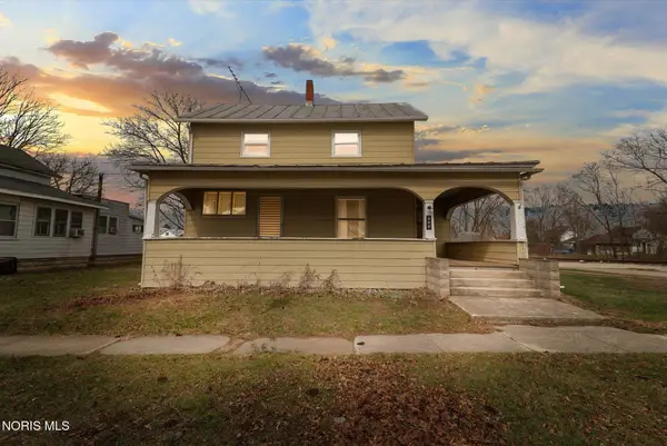 300 W Stevenson Street, Gibsonburg, OH 43431