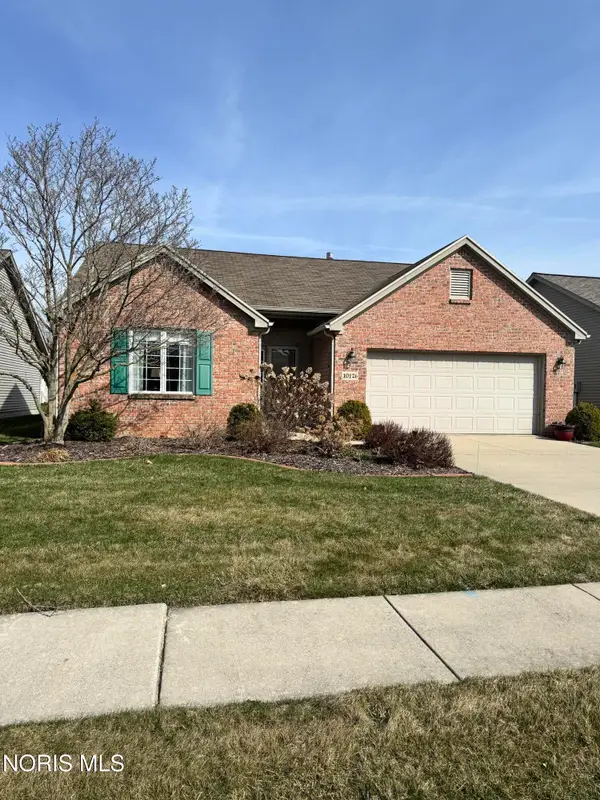 10126 S Shannon Hills Drive, Perrysburg, OH 43551