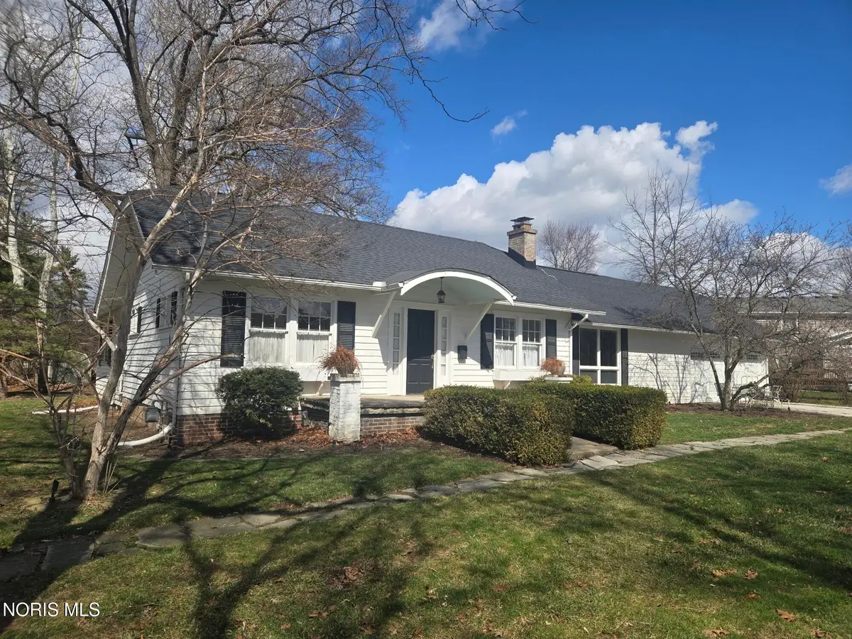 2210 River Road, Maumee, OH 43537 - #1