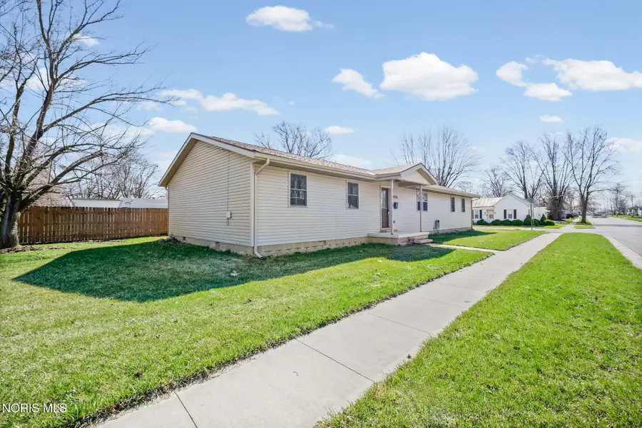 1032 Adams Street, Findlay, OH 45840 - #2