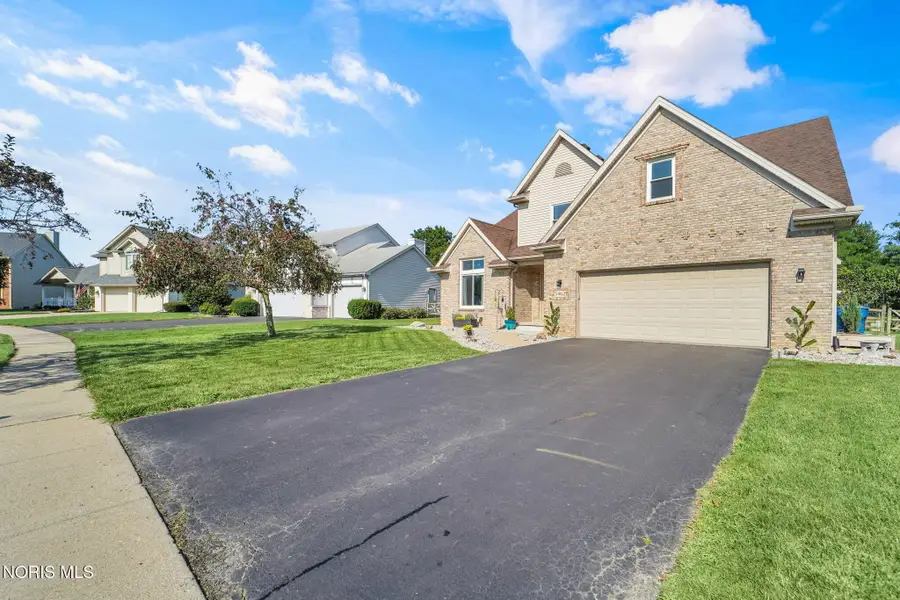 5462 Deercross Court, Sylvania, OH 43560 - #2