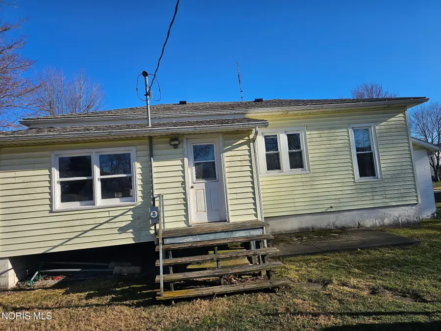 216 W Edgerton Street, Hicksville, OH 43526 - #2