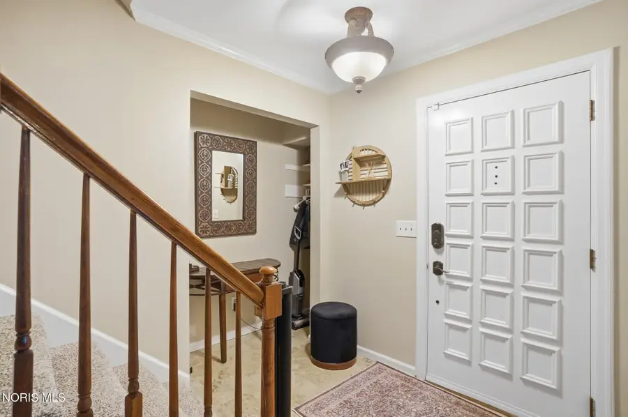 6853 S Fredericksburg Drive, Sylvania, OH 43560 - #3