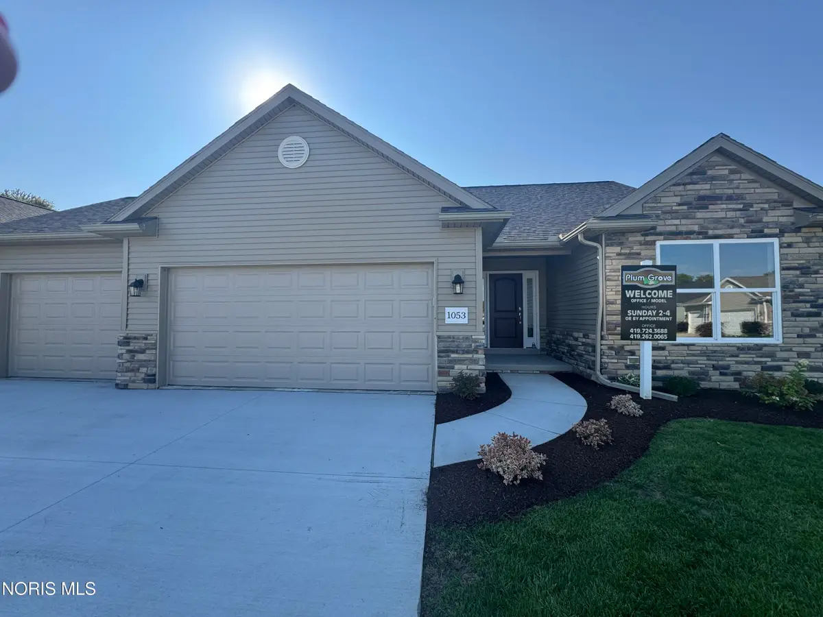 1053 Plum Grove Lane, Toledo, OH 43615 - #1